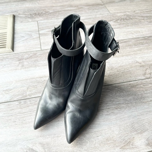 Zara Chunky Heel Pointed Toe Ankle Straps Leather Cowboy Booties Made in Spain - Picture 2 of 15
